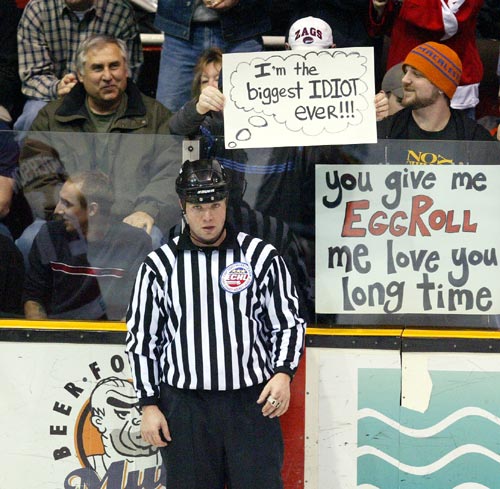[ Photo Linesman Abuse ]
